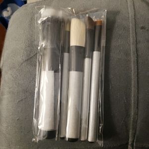 Mac Makeup brushes